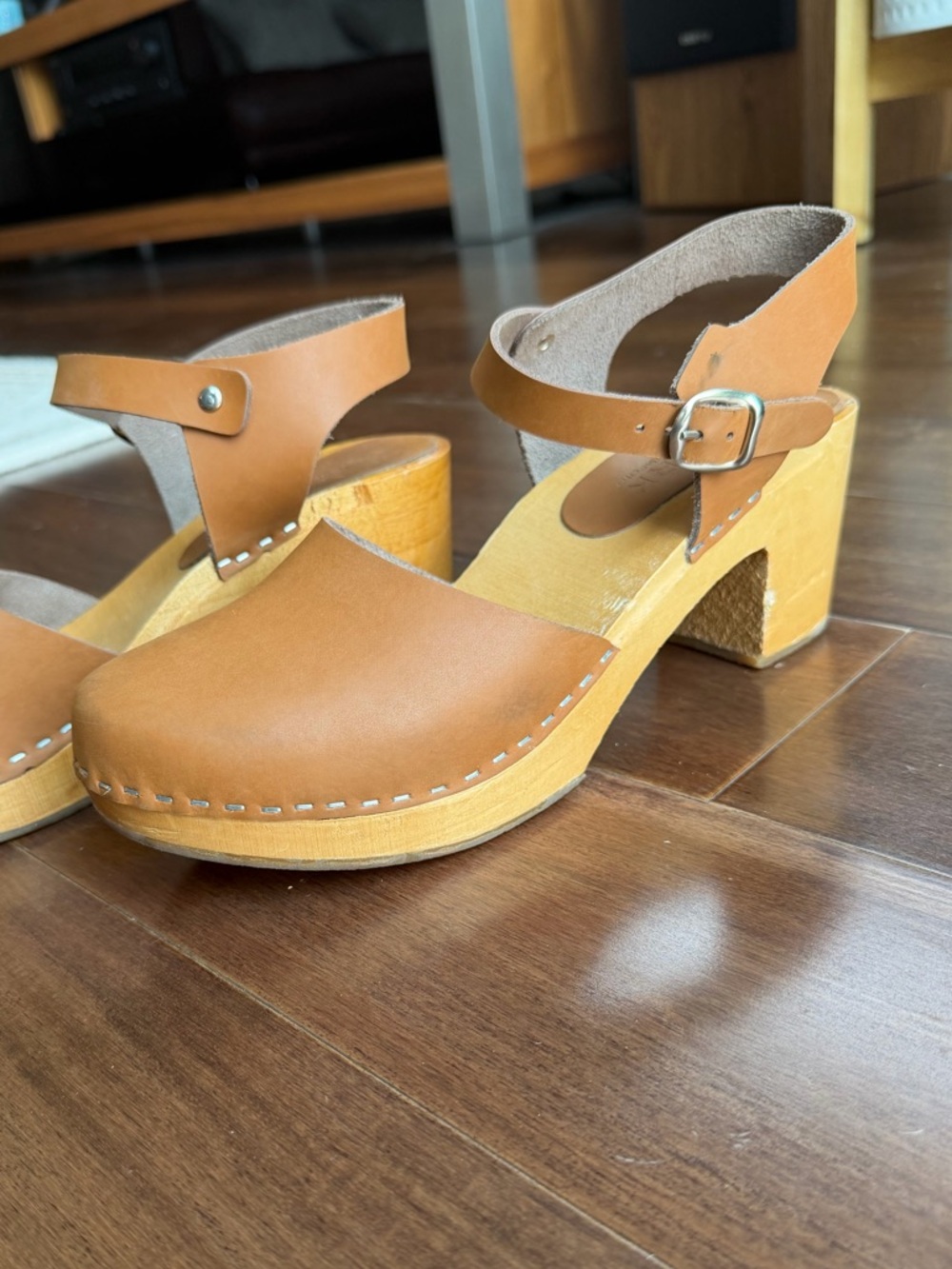 Women’s Swedish Wooden Clog Sandals size 10 - Picture 2 of 6